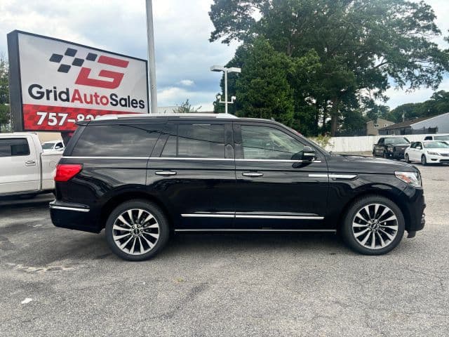 2019 Lincoln Navigator Select Sport Utility 4D Photo in Virginia Beach VA 23462