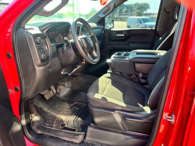 Pre-Owned 2020 Chevrolet Silverado 1500 Crew Cab Custom Trail Boss Pickup 4D 5 3/4 ft - photo - 13