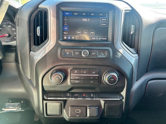 Pre-Owned 2020 Chevrolet Silverado 1500 Crew Cab Custom Trail Boss Pickup 4D 5 3/4 ft - photo - 19