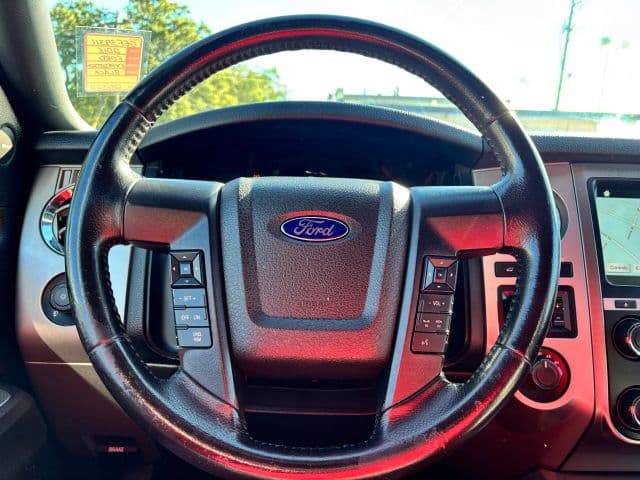 Pre-Owned 2016 Ford Expedition XLT Sport Utility 4D - photo - 37