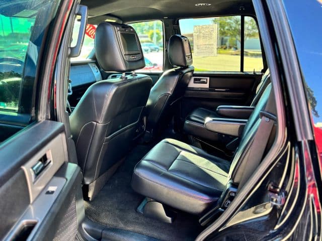 Pre-Owned 2016 Ford Expedition XLT Sport Utility 4D - photo - 15