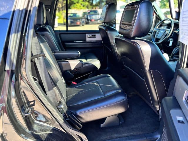 Pre-Owned 2016 Ford Expedition XLT Sport Utility 4D - photo - 17