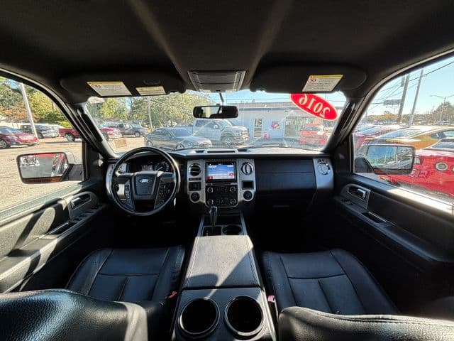 Pre-Owned 2016 Ford Expedition XLT Sport Utility 4D - photo - 24