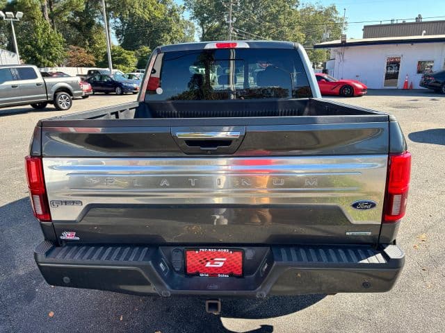 Pre-Owned 2019 Ford F150 SuperCrew Cab Platinum Pickup 4D 5 1/2 ft - photo - 3