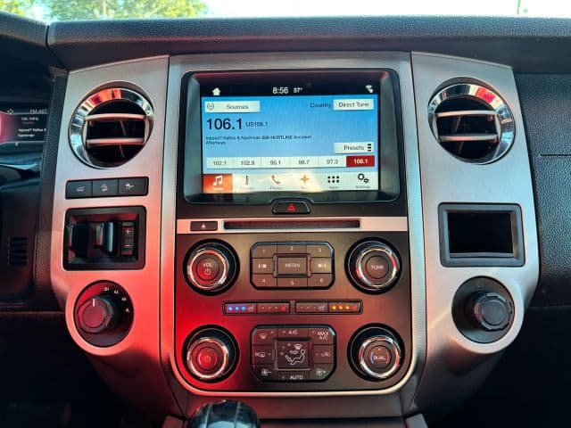 Pre-Owned 2016 Ford Expedition XLT Sport Utility 4D - photo - 25