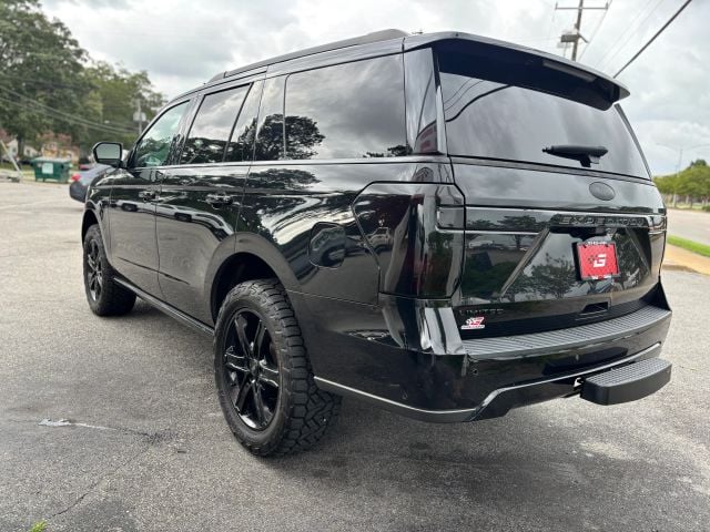 2021 Ford Expedition Limited Sport Utility 4D Photo in Virginia Beach VA 23462