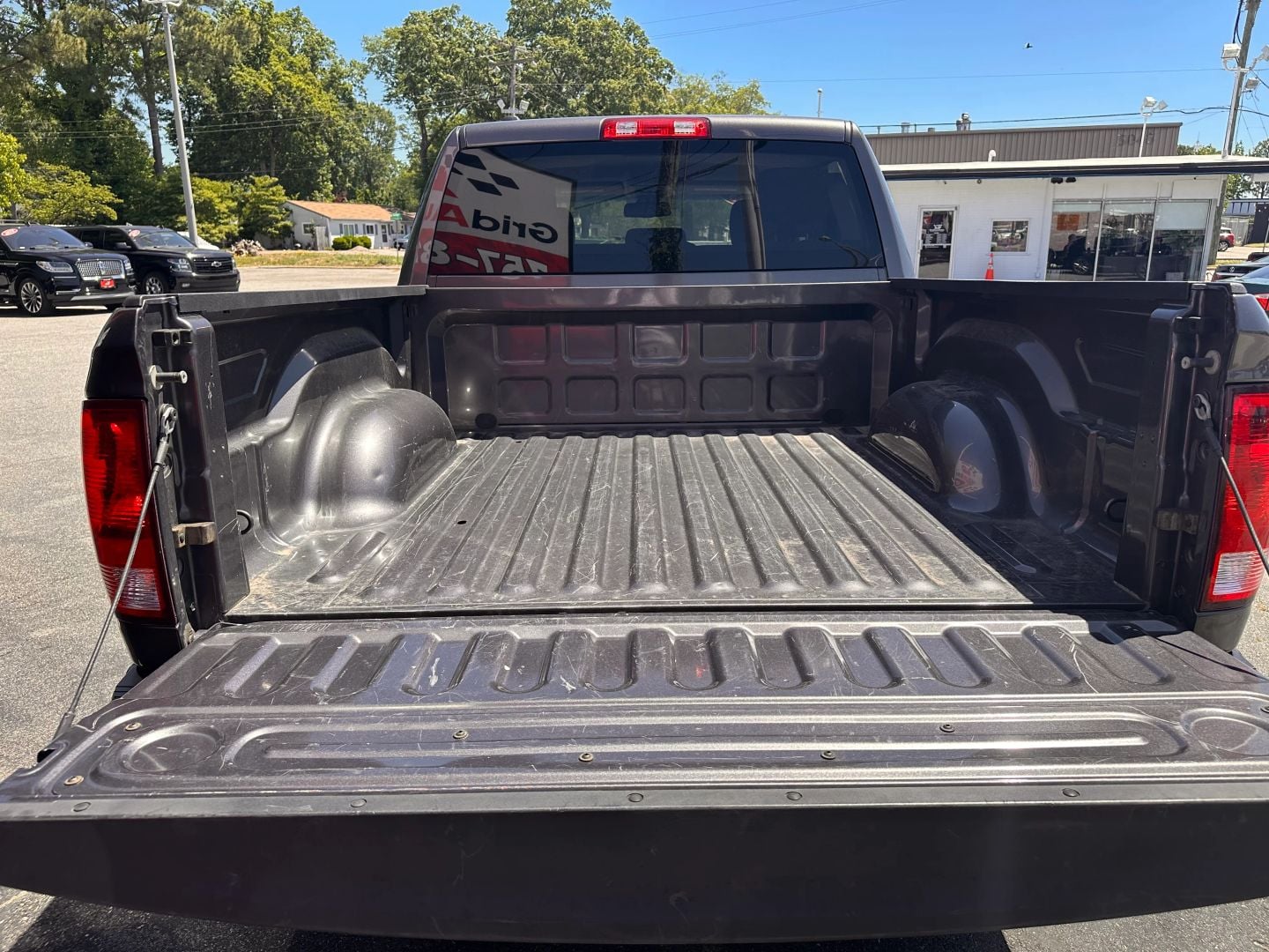 2015 RAM 1500 CREW CAB EXPRESS PICKUP 4D 5 1/2 FT Photo in Virginia Beach, VA 23462