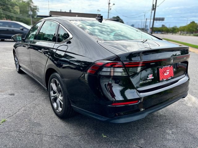 2024 Honda Accord EX Sedan 4D Photo in Virginia Beach VA 23462