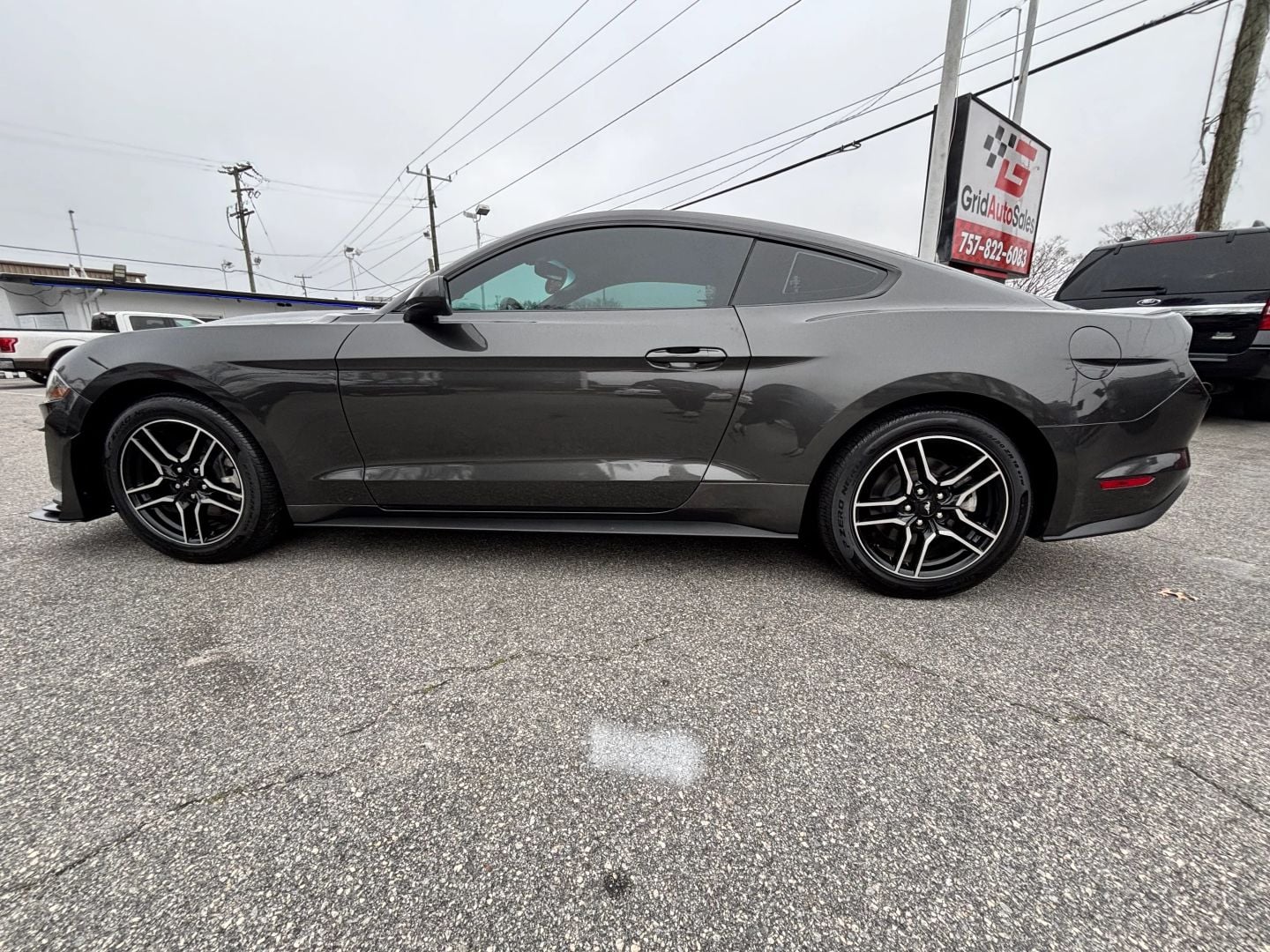 Pre-Owned 2020 FORD MUSTANG ECOBOOST COUPE 2D - photo - 5