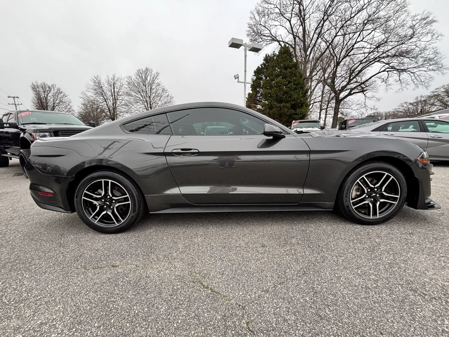 Pre-Owned 2020 FORD MUSTANG ECOBOOST COUPE 2D - photo - 1