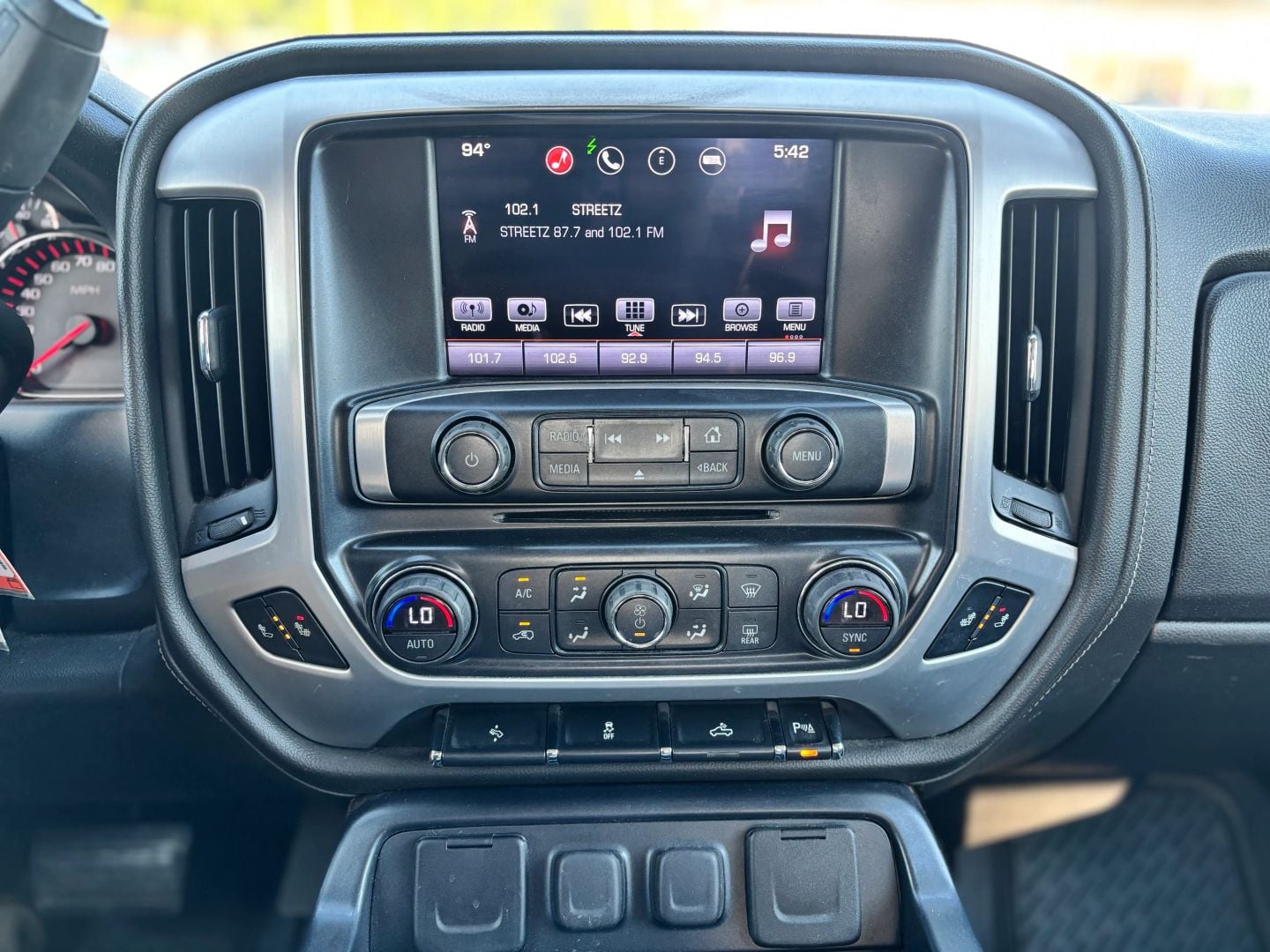 Pre-Owned 2016 GMC SIERRA 1500 CREW CAB SLT PICKUP 4D 5 3/4 FT - photo - 15