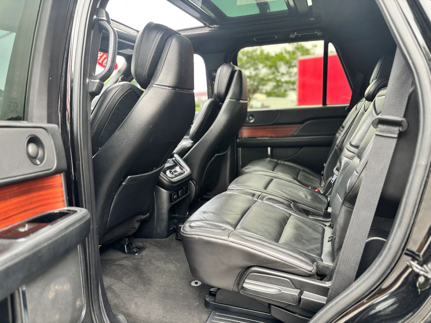 Pre-Owned 2018 LINCOLN NAVIGATOR SELECT SPORT UTILITY 4D - photo - 13