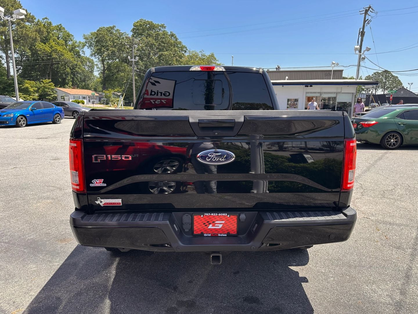 Pre-Owned 2017 FORD F150 SUPERCREW CAB XLT PICKUP 4D 5 1/2 FT - photo - 3