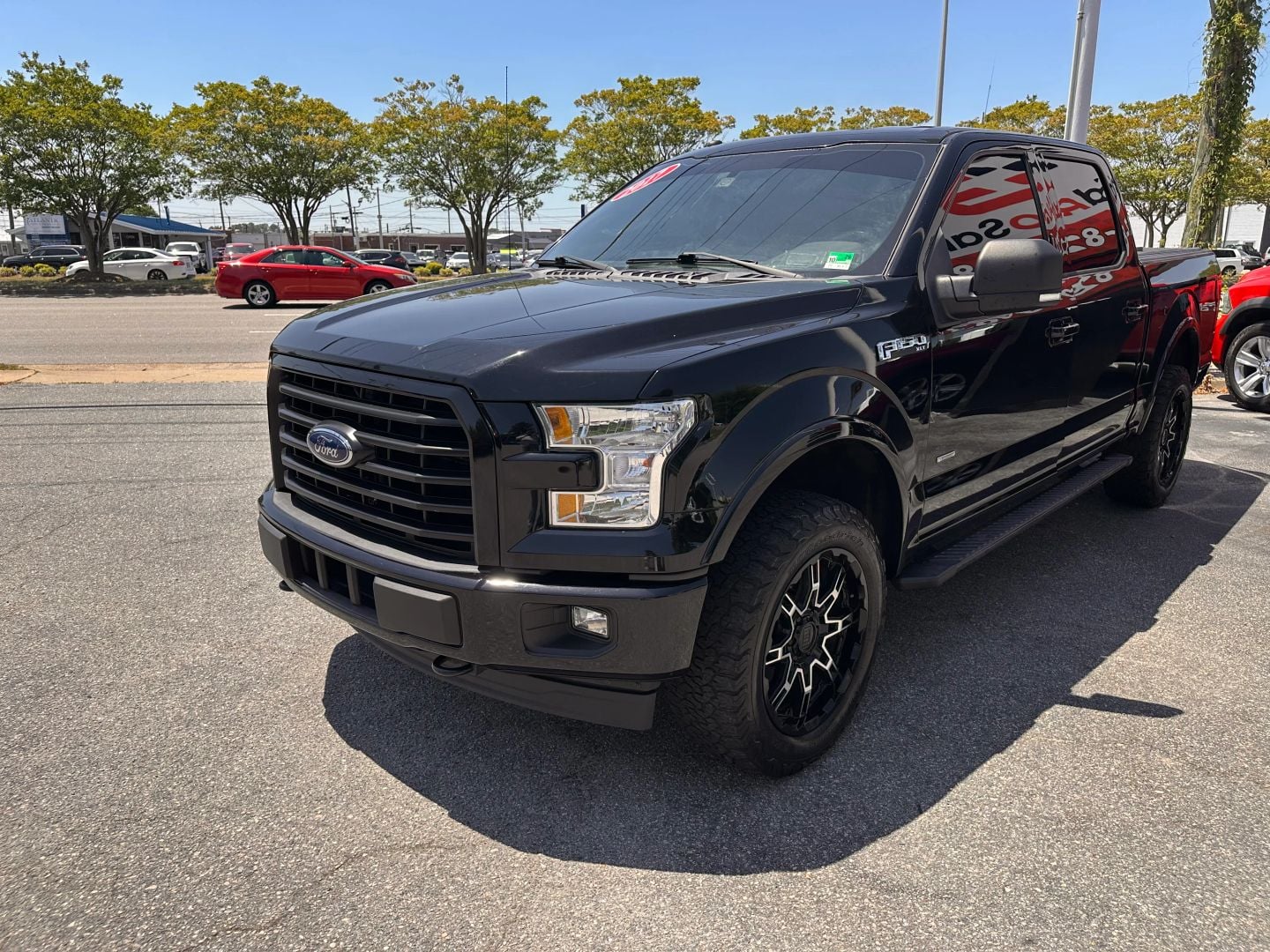Pre-Owned 2017 FORD F150 SUPERCREW CAB XLT PICKUP 4D 5 1/2 FT - photo - 7