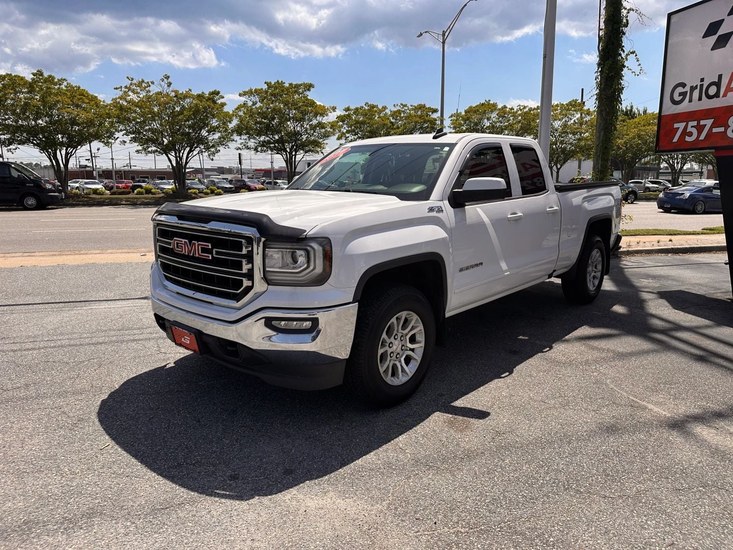 Pre-Owned 2017 GMC SIERRA 1500 DOUBLE CAB SLE PICKUP 4D 6 1/2 FT - photo - 7