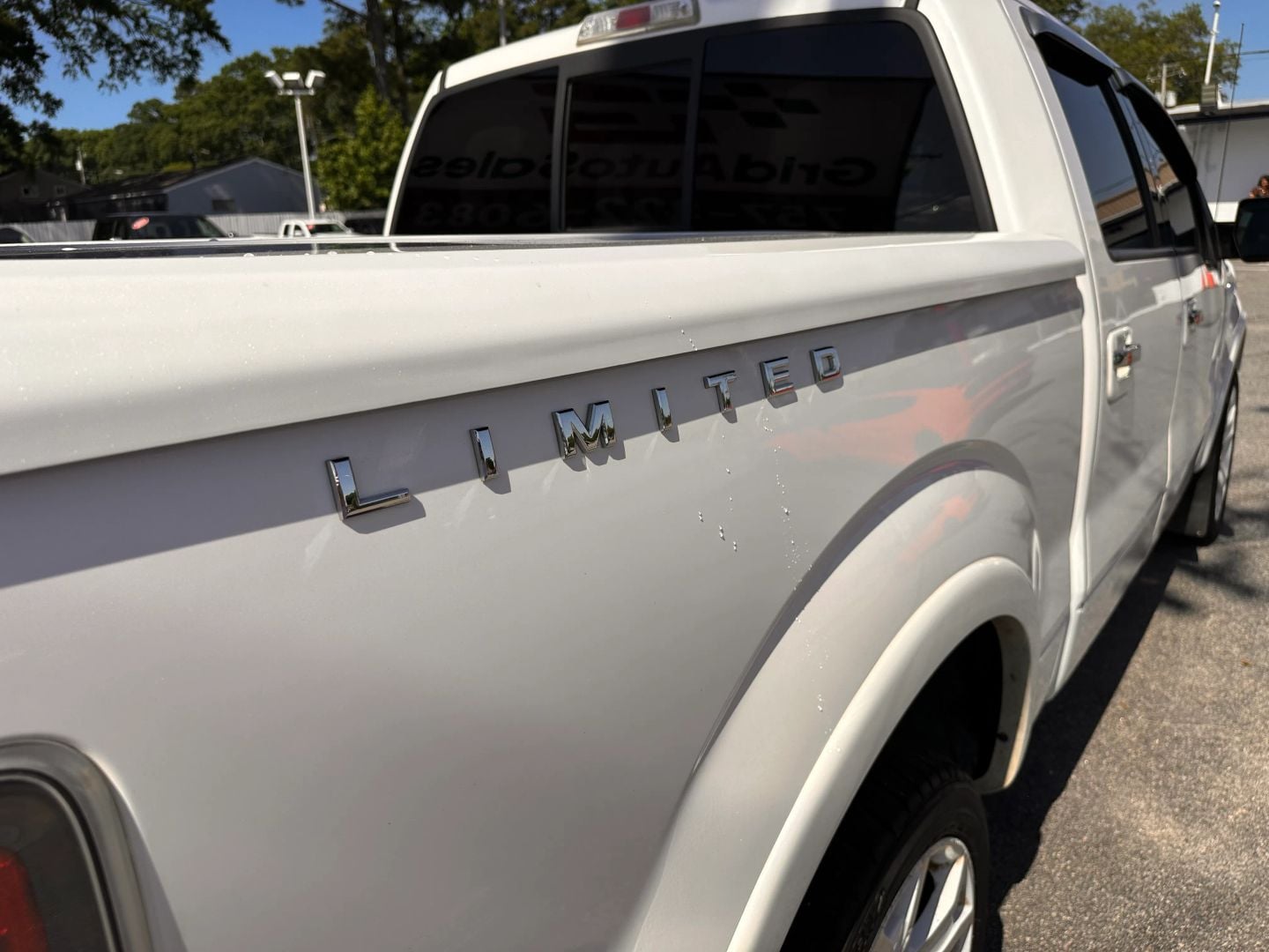 Pre-Owned 2011 FORD F150 SUPERCREW CAB LARIAT LIMITED PICKUP 4D 5 1/2 FT - photo - 10