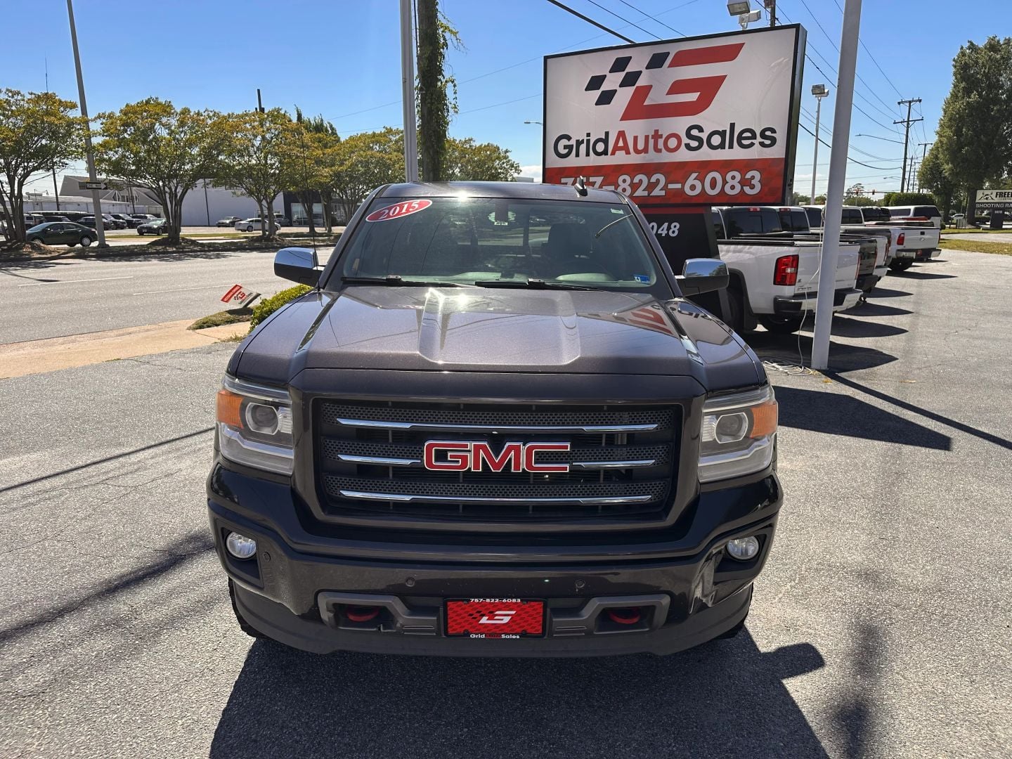 Pre-Owned 2015 GMC SIERRA 1500 CREW CAB SLT PICKUP 4D 5 3/4 FT - photo - 8