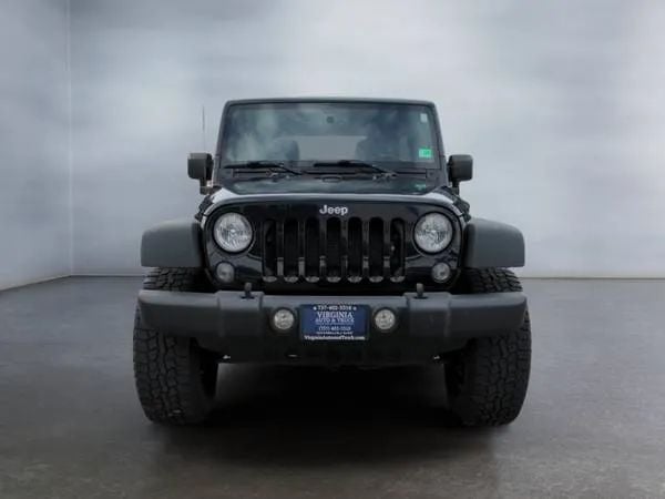 Pre-Owned 2017 Jeep Wrangler Unlimited Sport SUV 4D - photo - 5