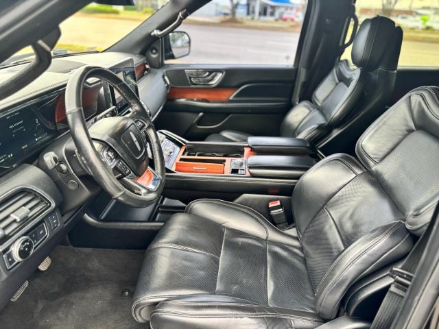 Pre-Owned 2018 Lincoln Navigator Select Sport Utility 4D - photo - 10