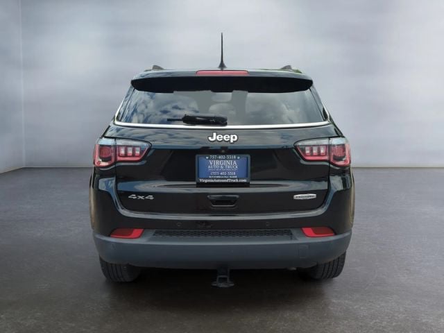 Pre-Owned 2018 Jeep Compass Latitude Sport Utility 4D - photo - 8