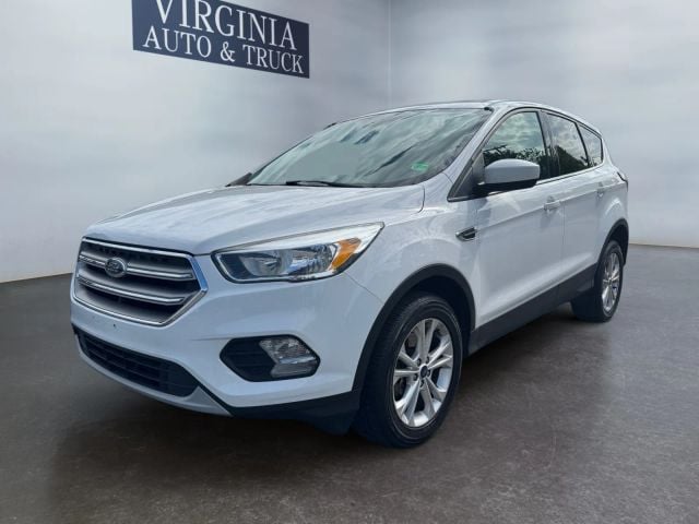 Pre-Owned 2017 Ford Escape SE Sport Utility 4D - photo - 0