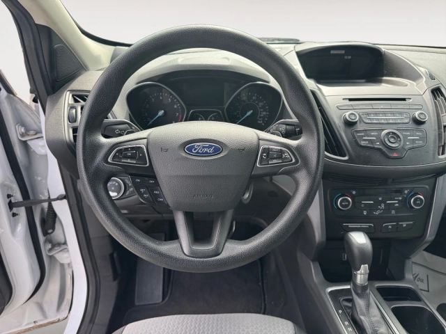 Pre-Owned 2017 Ford Escape SE Sport Utility 4D - photo - 12