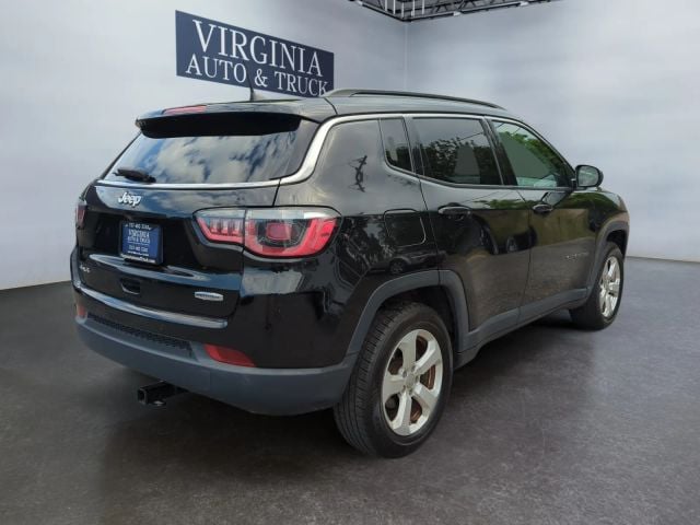 Pre-Owned 2018 Jeep Compass Latitude Sport Utility 4D - photo - 10
