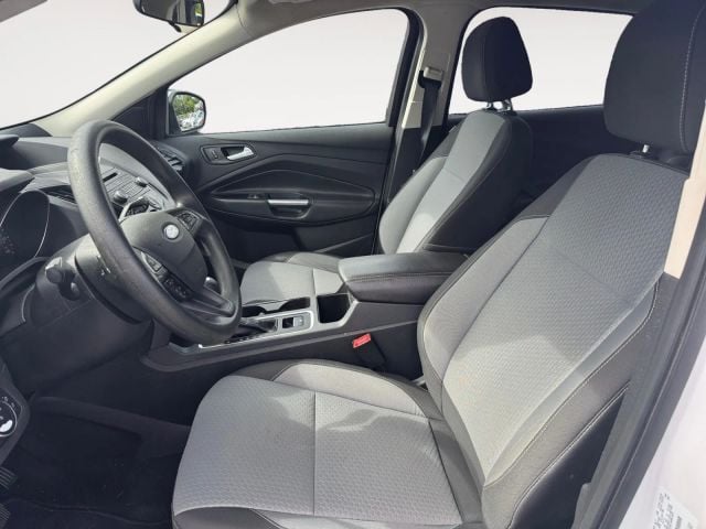 Pre-Owned 2017 Ford Escape SE Sport Utility 4D - photo - 8