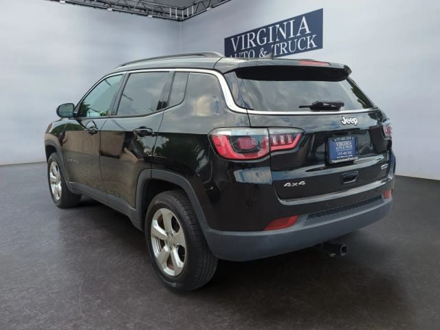 Pre-Owned 2018 Jeep Compass Latitude Sport Utility 4D - photo - 9