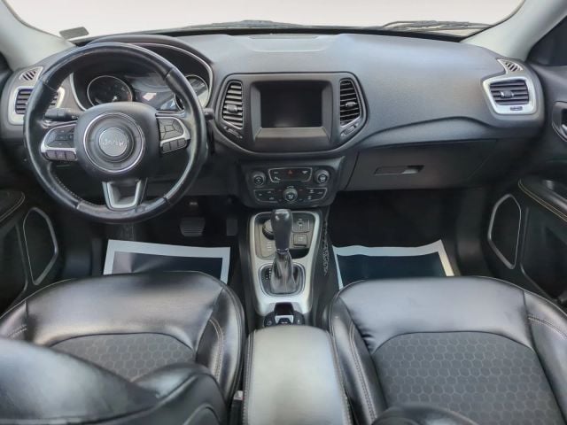 Pre-Owned 2018 Jeep Compass Latitude Sport Utility 4D - photo - 4