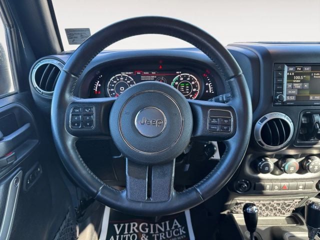 Pre-Owned 2017 Jeep Wrangler Unlimited Rubicon Sport Utility 4D - photo - 11