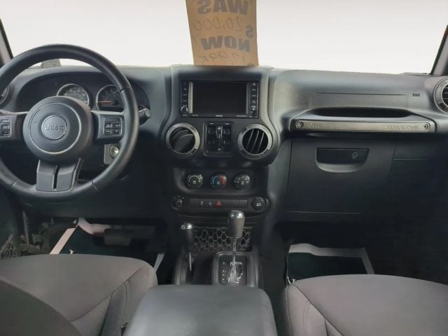 Pre-Owned 2017 Jeep Wrangler Unlimited Sport SUV 4D - photo - 9