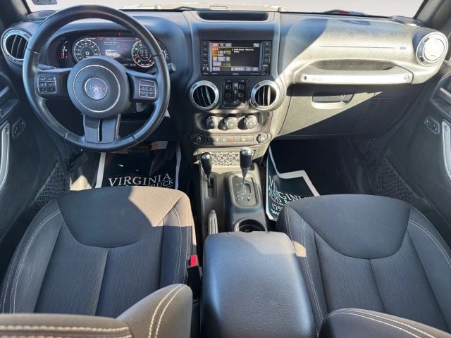 Pre-Owned 2017 Jeep Wrangler Unlimited Rubicon Sport Utility 4D - photo - 9