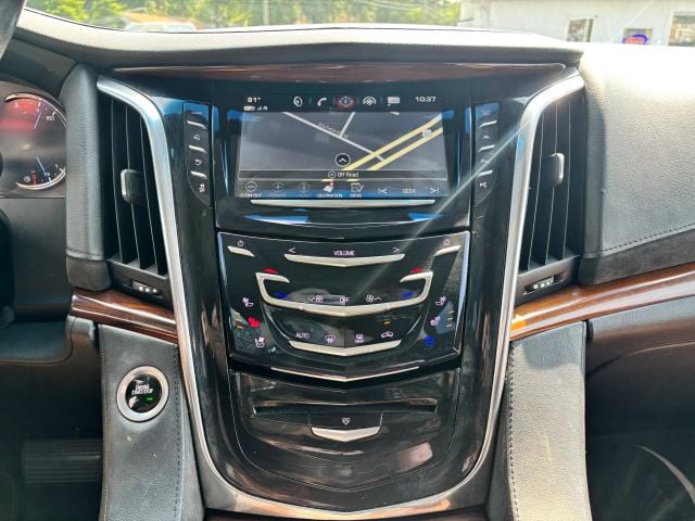Pre-Owned 2018 Cadillac Escalade ESV Premium Luxury Sport Utility 4D - photo - 20
