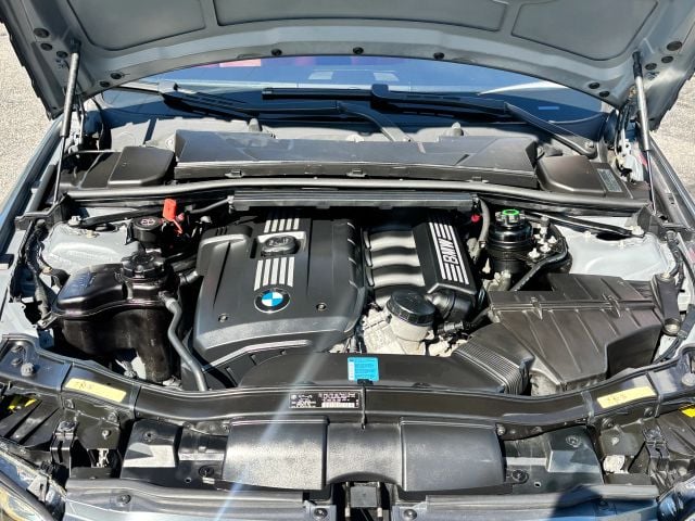 Pre-Owned 2009 BMW 3 Series 328i Coupe 2D - photo - 8