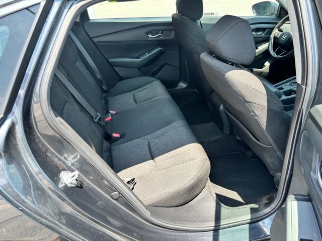 Pre-Owned 2024 Honda Accord LX Sedan 4D - photo - 13