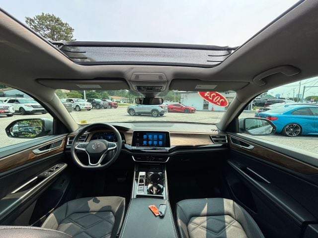Pre-Owned 2024 Volkswagen Atlas SE 4MOTION w/Tech Pkg Sport Utility 4D - photo - 19