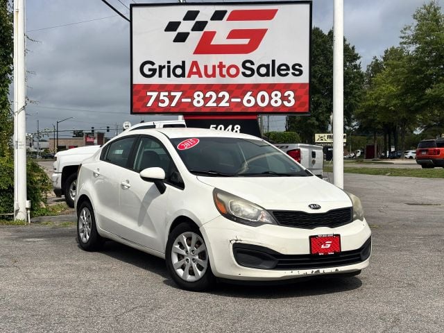 Pre-Owned 2015 Kia Rio LX Sedan 4D - photo - 0