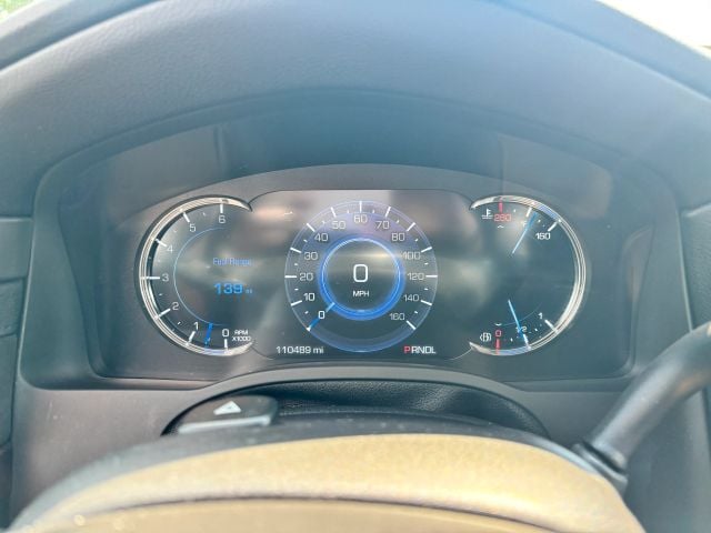 Pre-Owned 2018 Cadillac Escalade ESV Premium Luxury Sport Utility 4D - photo - 35