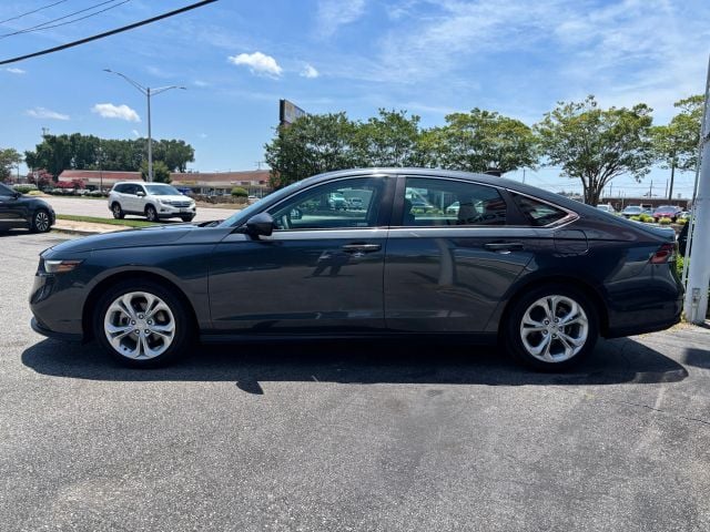 Pre-Owned 2024 Honda Accord LX Sedan 4D - photo - 5