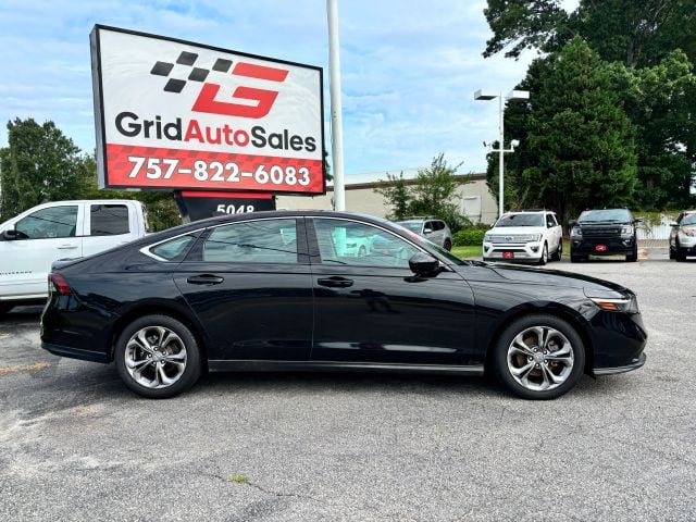 Pre-Owned 2024 Honda Accord EX Sedan 4D - photo - 1