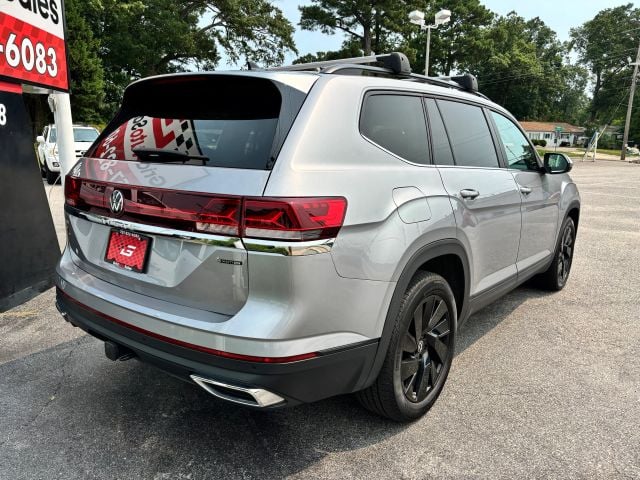 Pre-Owned 2024 Volkswagen Atlas SE 4MOTION w/Tech Pkg Sport Utility 4D - photo - 2
