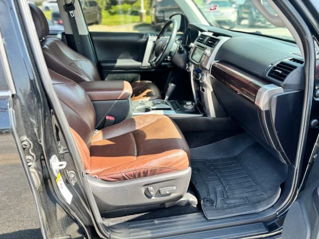 Pre-Owned 2016 Toyota 4Runner Limited Sport Utility 4D - photo - 15
