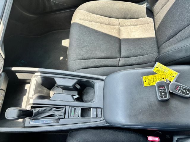 Pre-Owned 2024 Honda Accord LX Sedan 4D - photo - 19