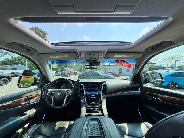Pre-Owned 2018 Cadillac Escalade ESV Premium Luxury Sport Utility 4D - photo - 19