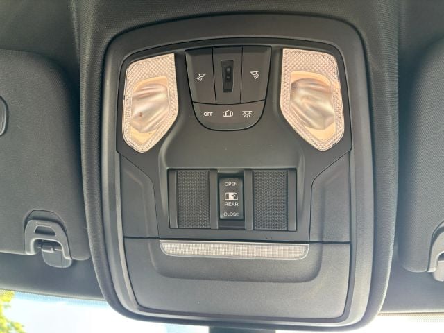 Pre-Owned 2019 Ram 1500 Crew Cab Big Horn Pickup 4D 5 1/2 ft - photo - 33