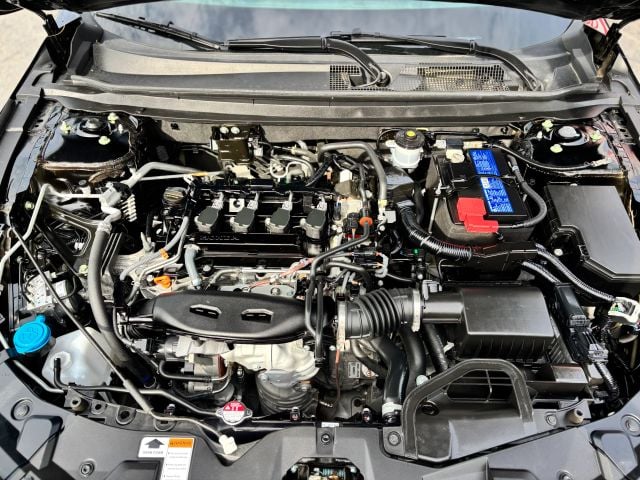 Pre-Owned 2024 Honda Accord EX Sedan 4D - photo - 8