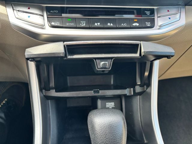 Pre-Owned 2014 Honda Accord LX Sedan 4D - photo - 20