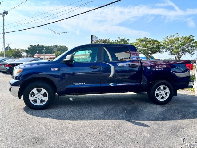 Pre-Owned 2012 Toyota Tundra CrewMax Pickup 4D 5 1/2 ft - photo - 6