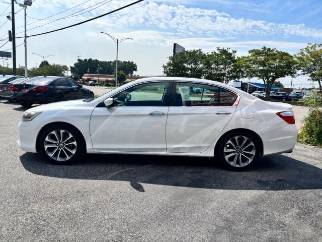 Pre-Owned 2015 Honda Accord Sport Sedan 4D - photo - 4